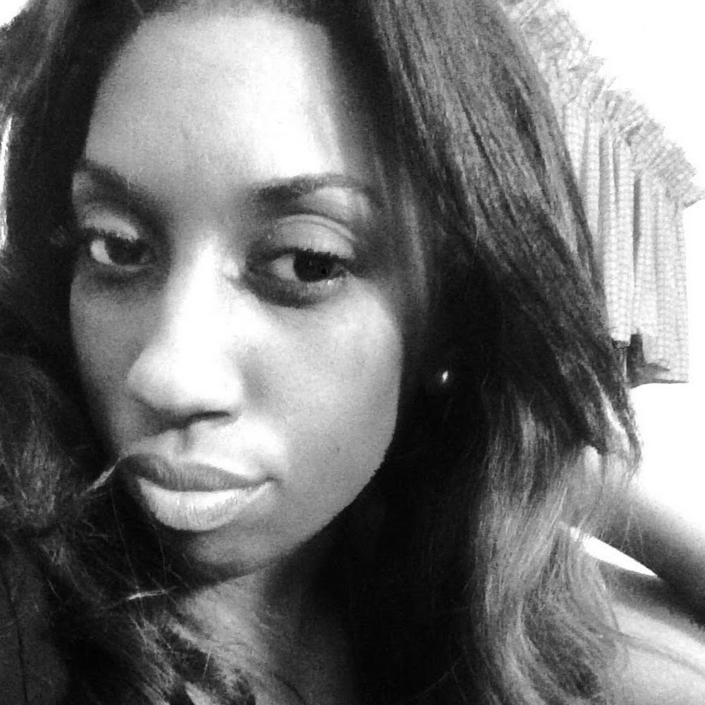 Meet your Posher, Mia